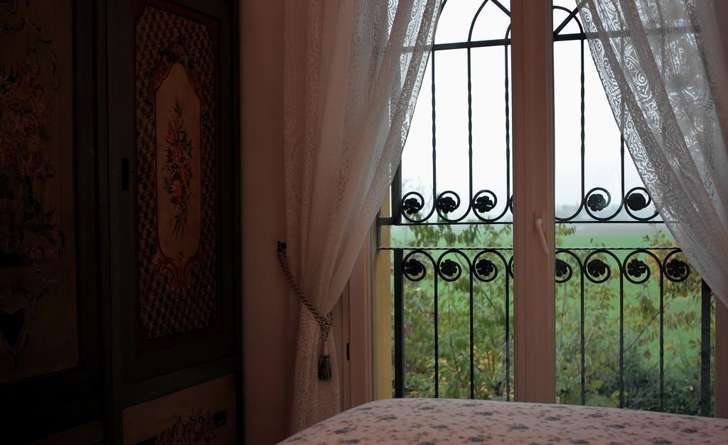 La Corte Del Cavaliere Bed & Breakfast Calderara di Reno Szoba fotó